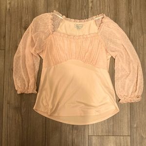Lace sleeve blouse
